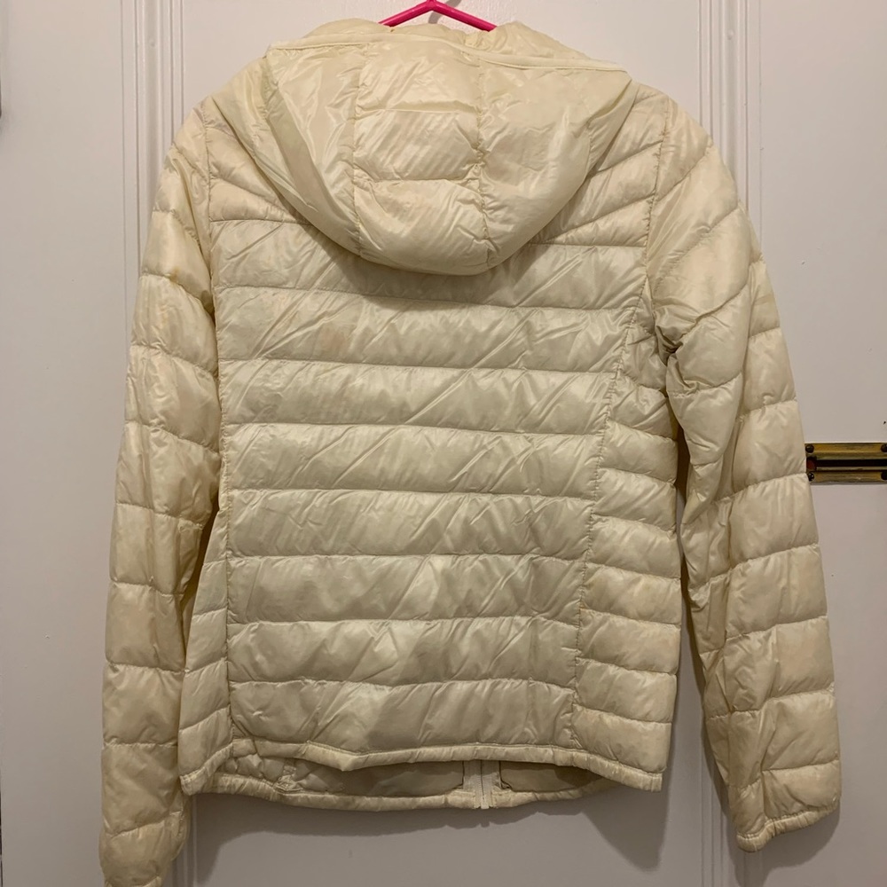 Uniqlo Women’s light weight down jacket